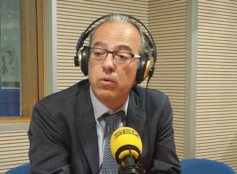 El consejero de sanidad Jesús Morera