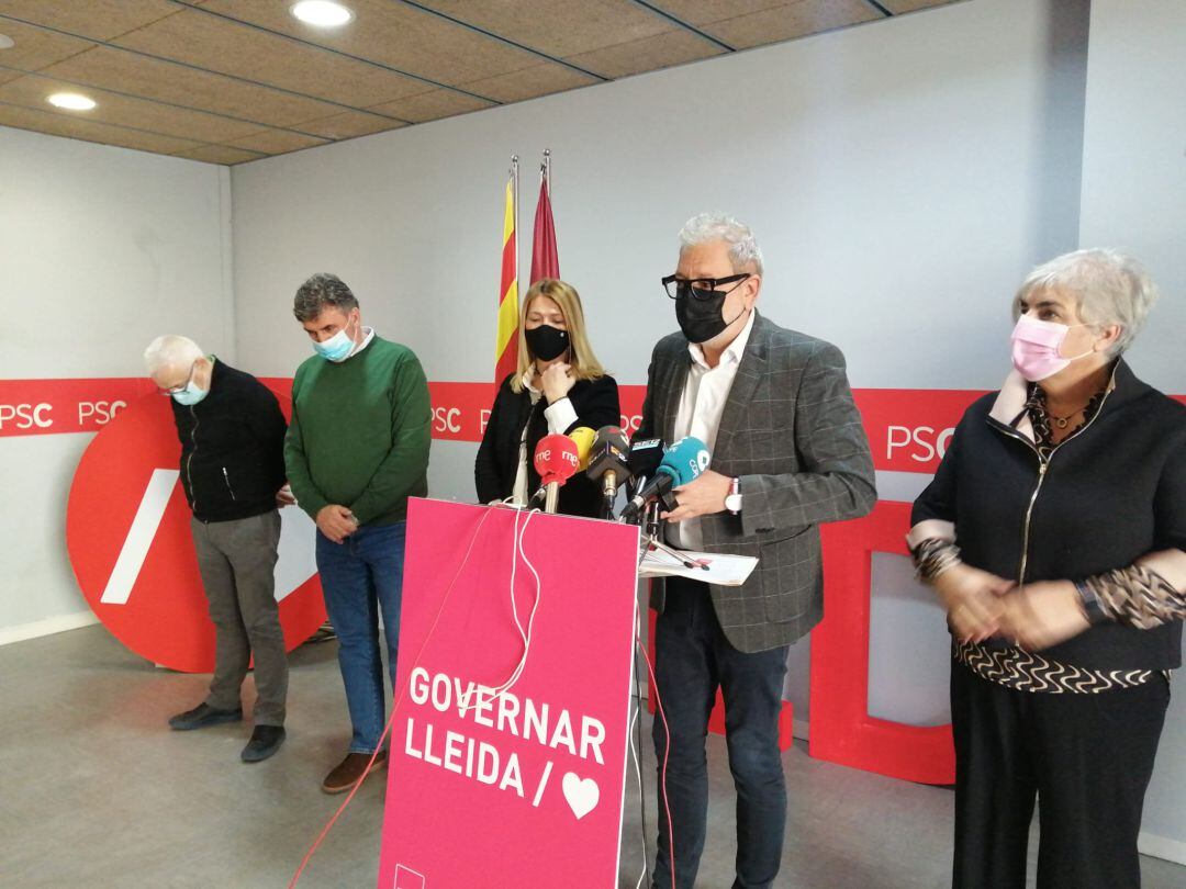 Un moment de la roda de premsa