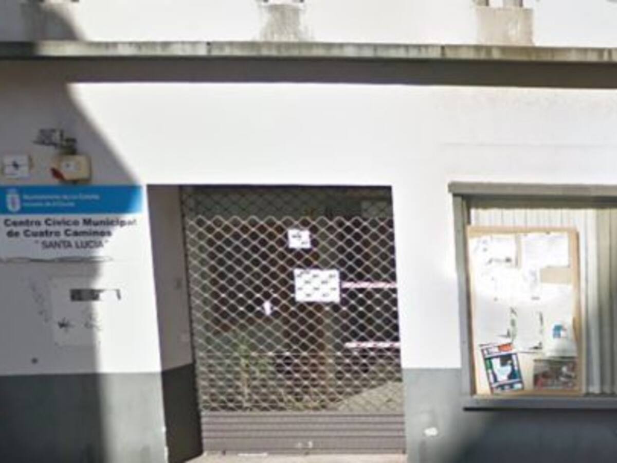 Cuatro Caminos espera año y medio mejoras en el centro cívico