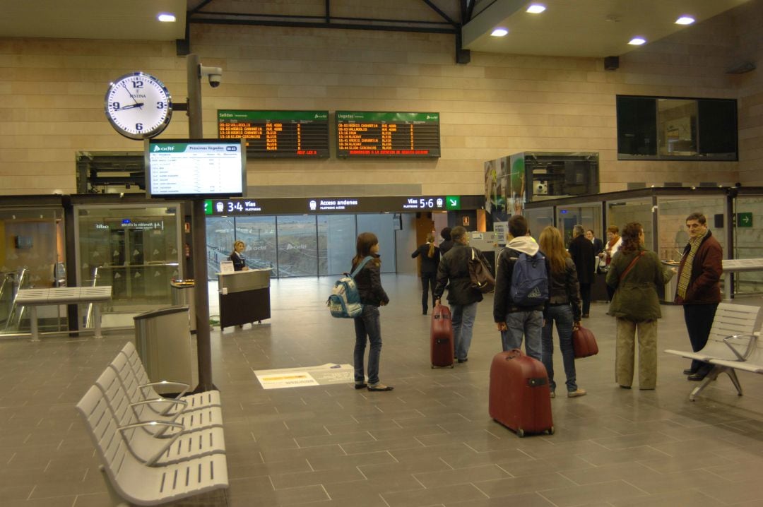 Estación Ave Guiomar Segovia