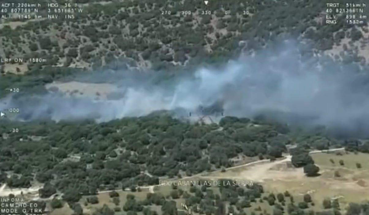 Incendio en Cabanillas de la Sierra