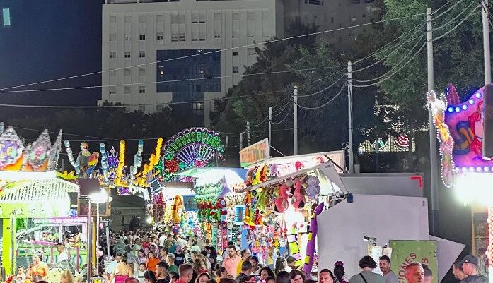 Aspecto del real de la Feria en Algeciras