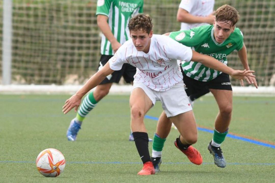 Manu Bueno durante un partido esta temporada