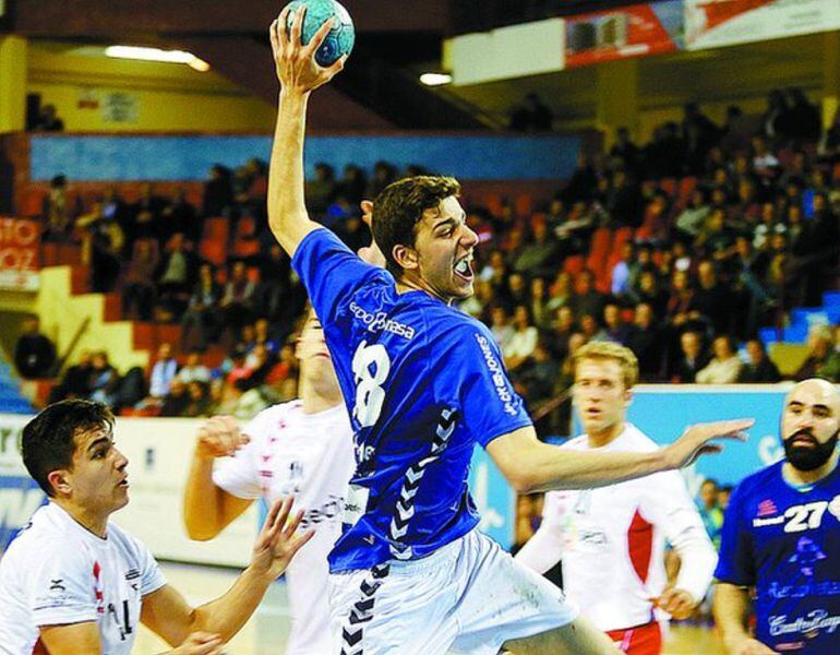 David Fernández, en un partido de la presente campaña