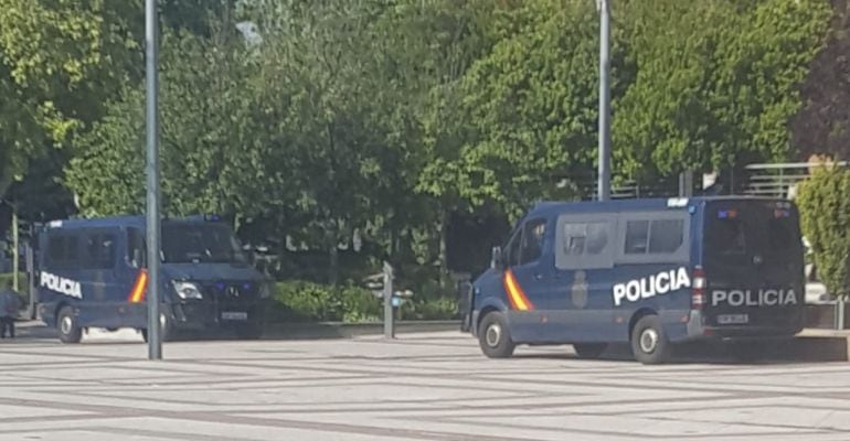 La Policía Nacional frente al ayuntamiento de Alcobendas