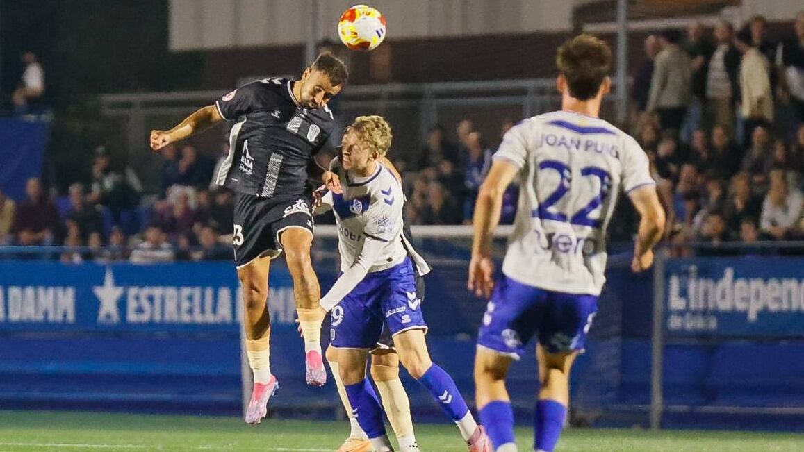 El Deportivo Eldense rozó la victoria en Barcelona