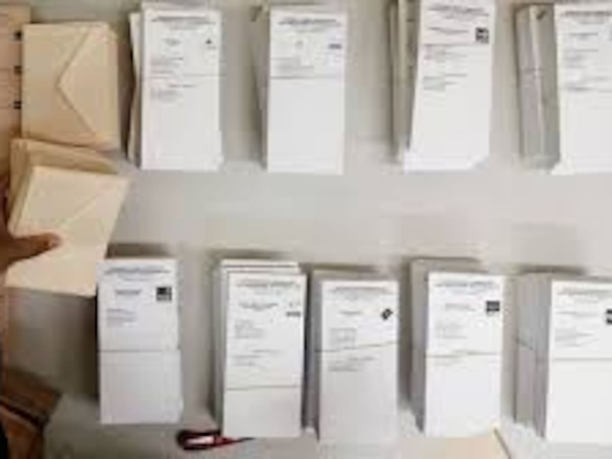 Del ruido de la campaña a las demandas reales: los colectivos toman la palabra ante el 8F