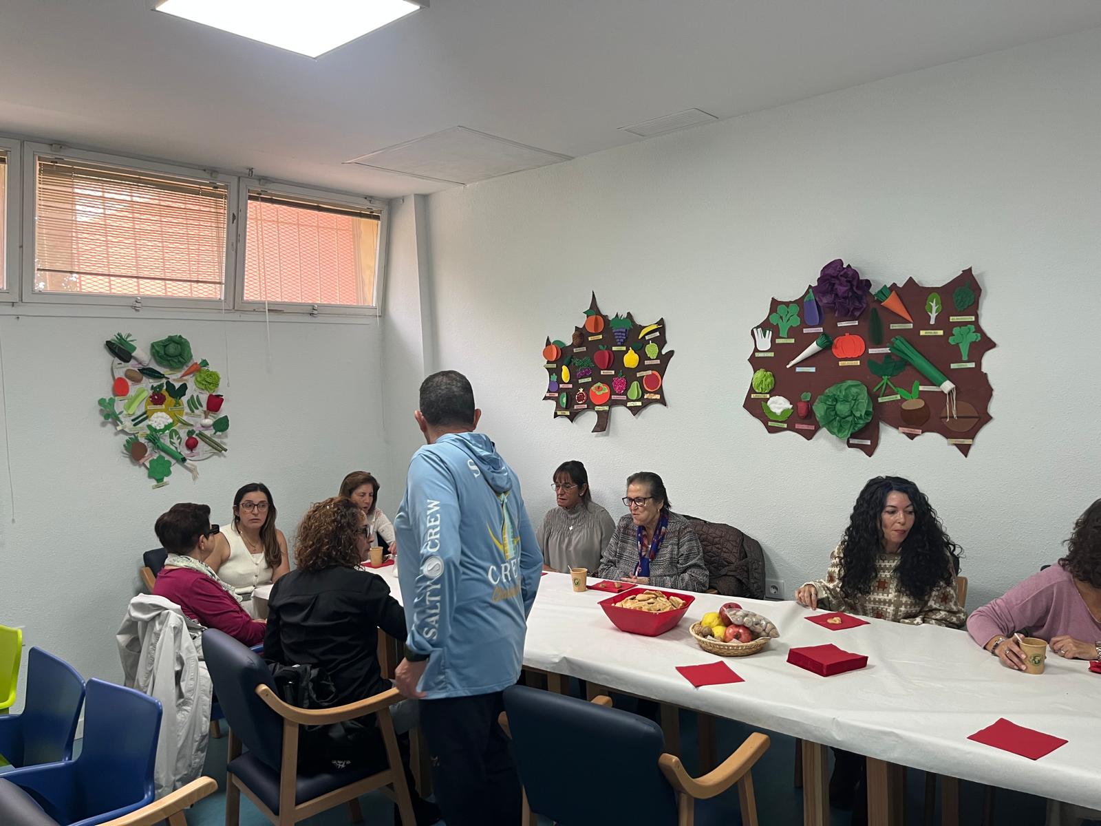 Cuidadores Voluntarios de Afam en el desayuno del Día Internacional del Cuidador