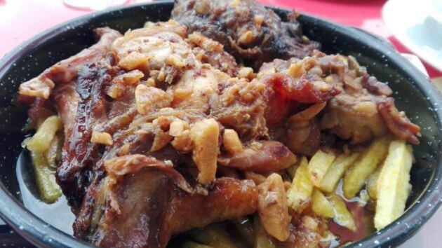 Cazuela de conejo en salsa