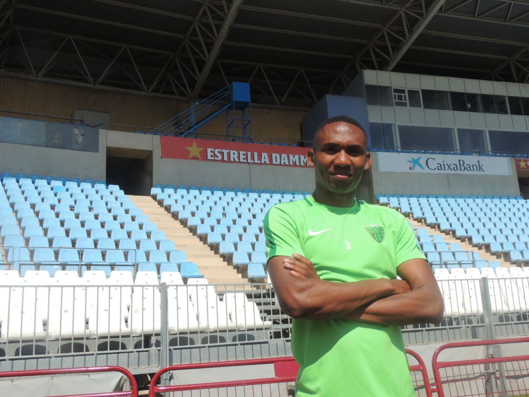 Owona en el Estadio Mediterráneo. 