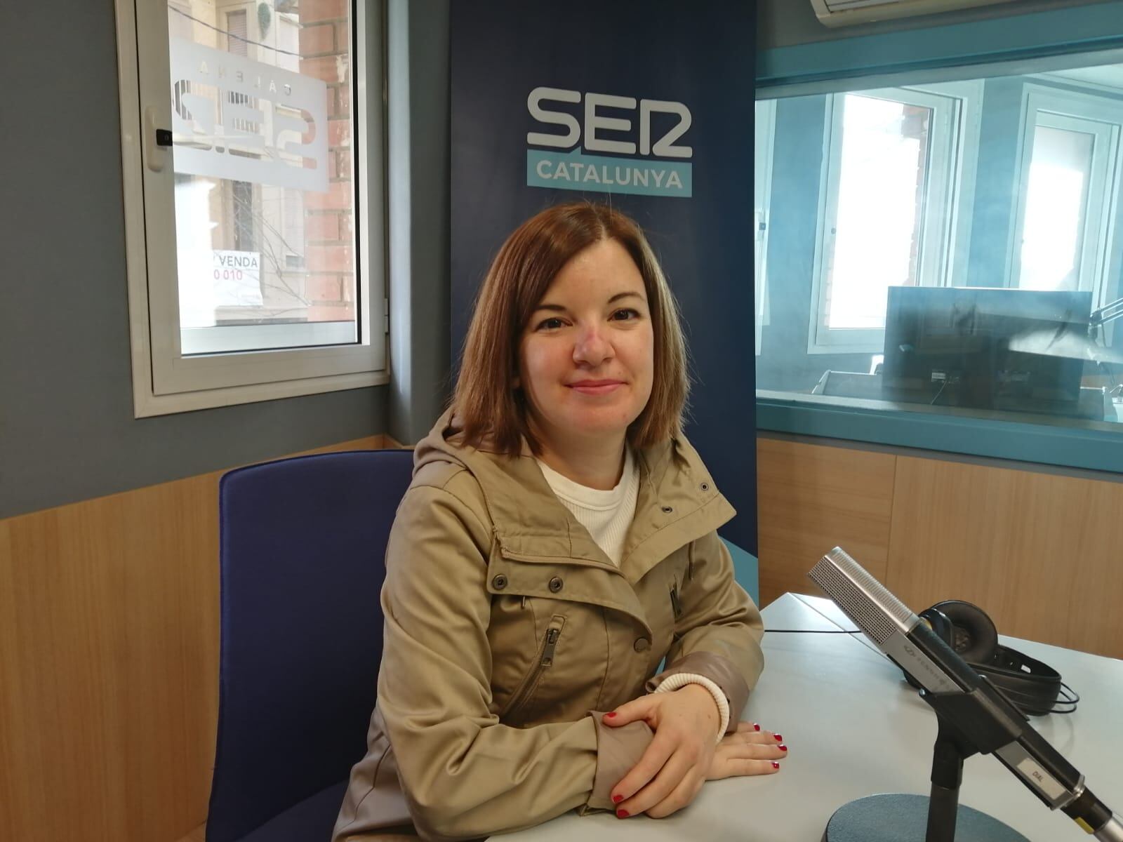 Sara Bailac, als estudis de Ràdio Lleida