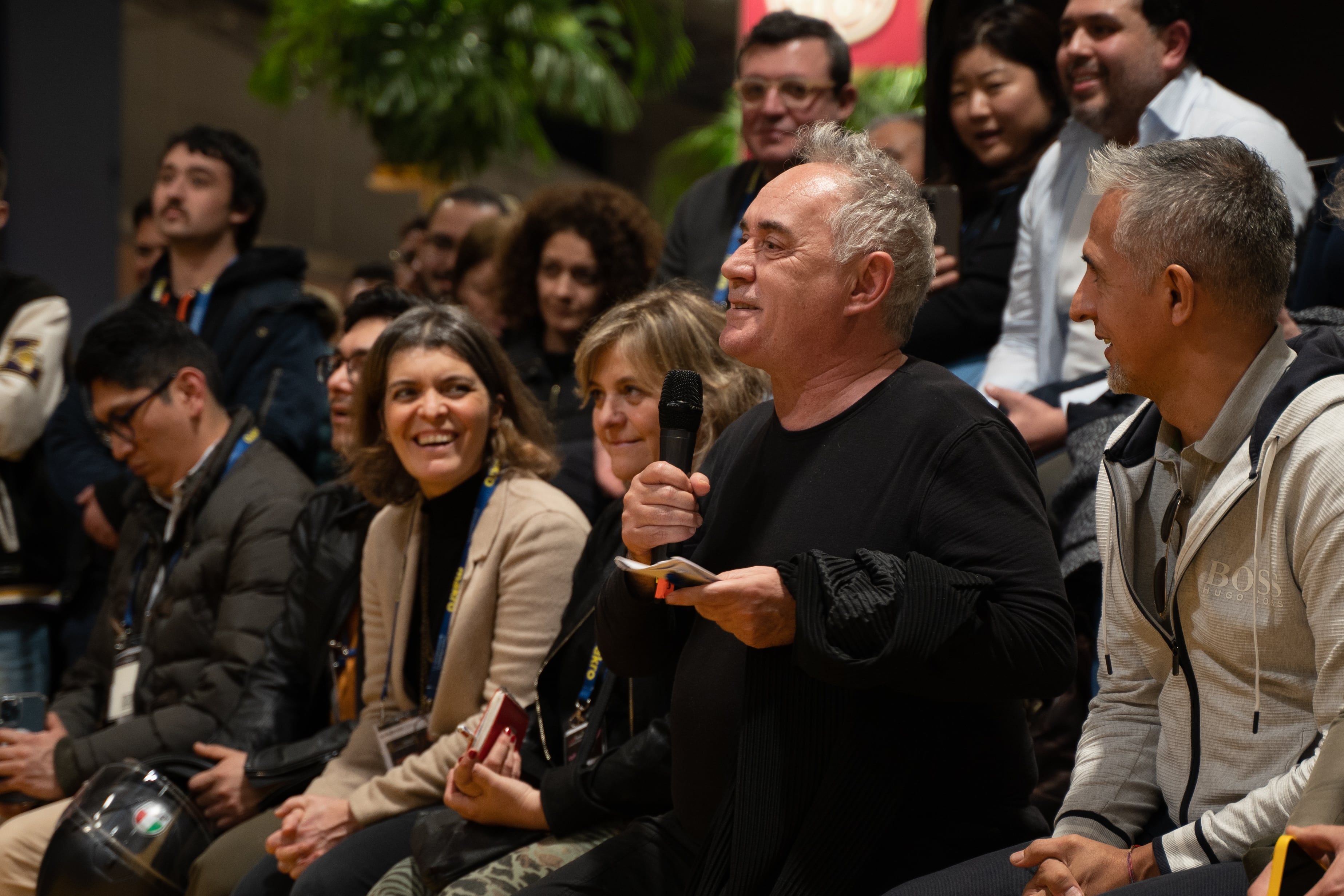 Ferran Adrià, interviniendo como espectador en el espacio &#039;Dreams&#039; de Madrid Fusión.