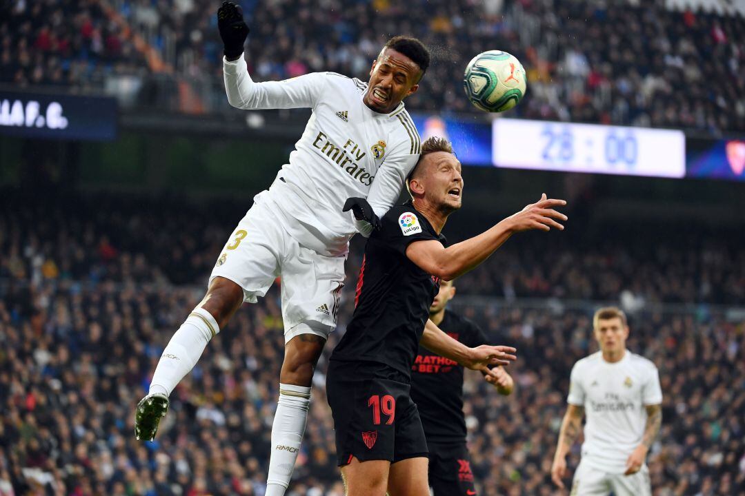 Militao y De Jong, durante el partido. 