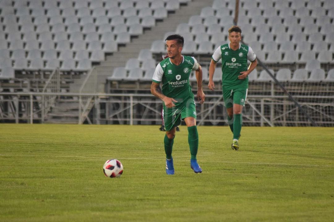 Bello durante un encuentro de pretemporada en La Juventud