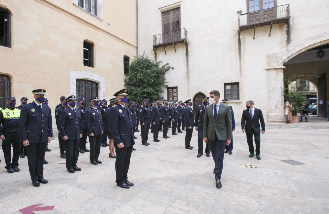 Acto de reconocimiento a la Policía Local de Gandia 