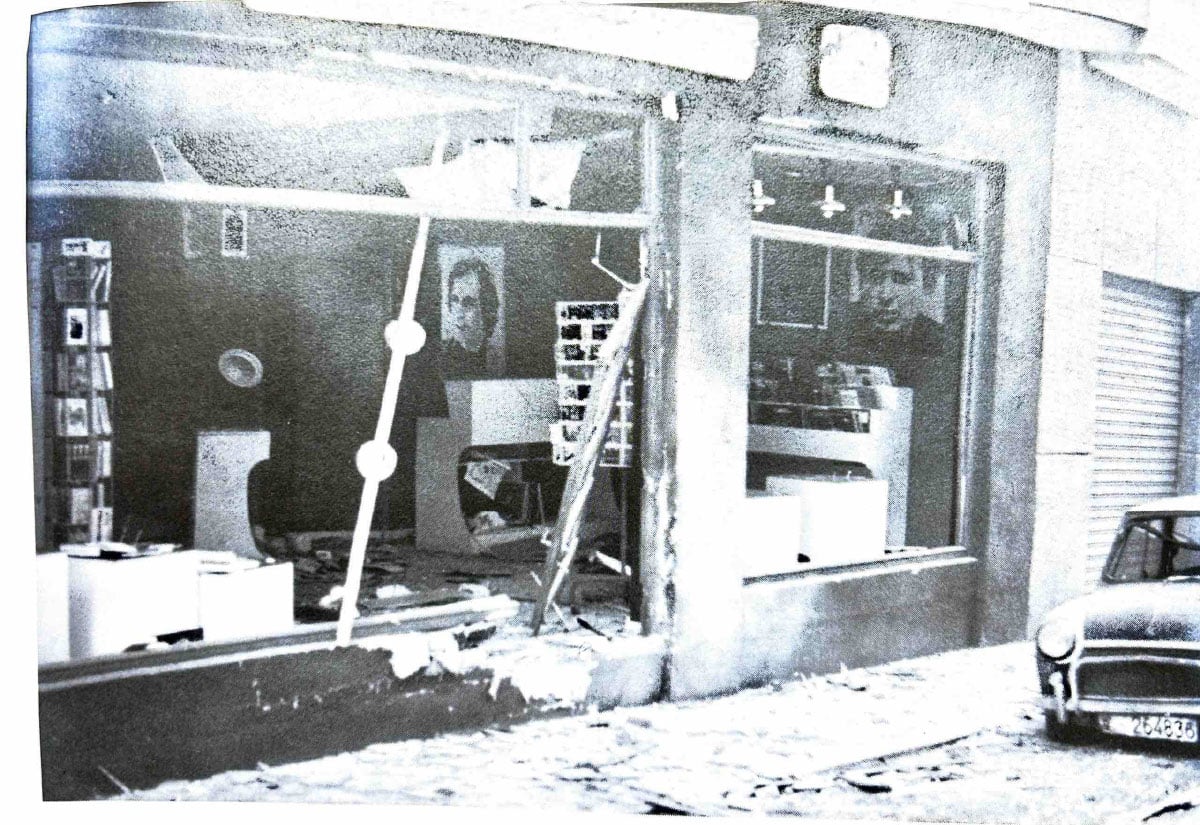 Fotografía del atentado bomba. Fuente: Llibreria La Costera