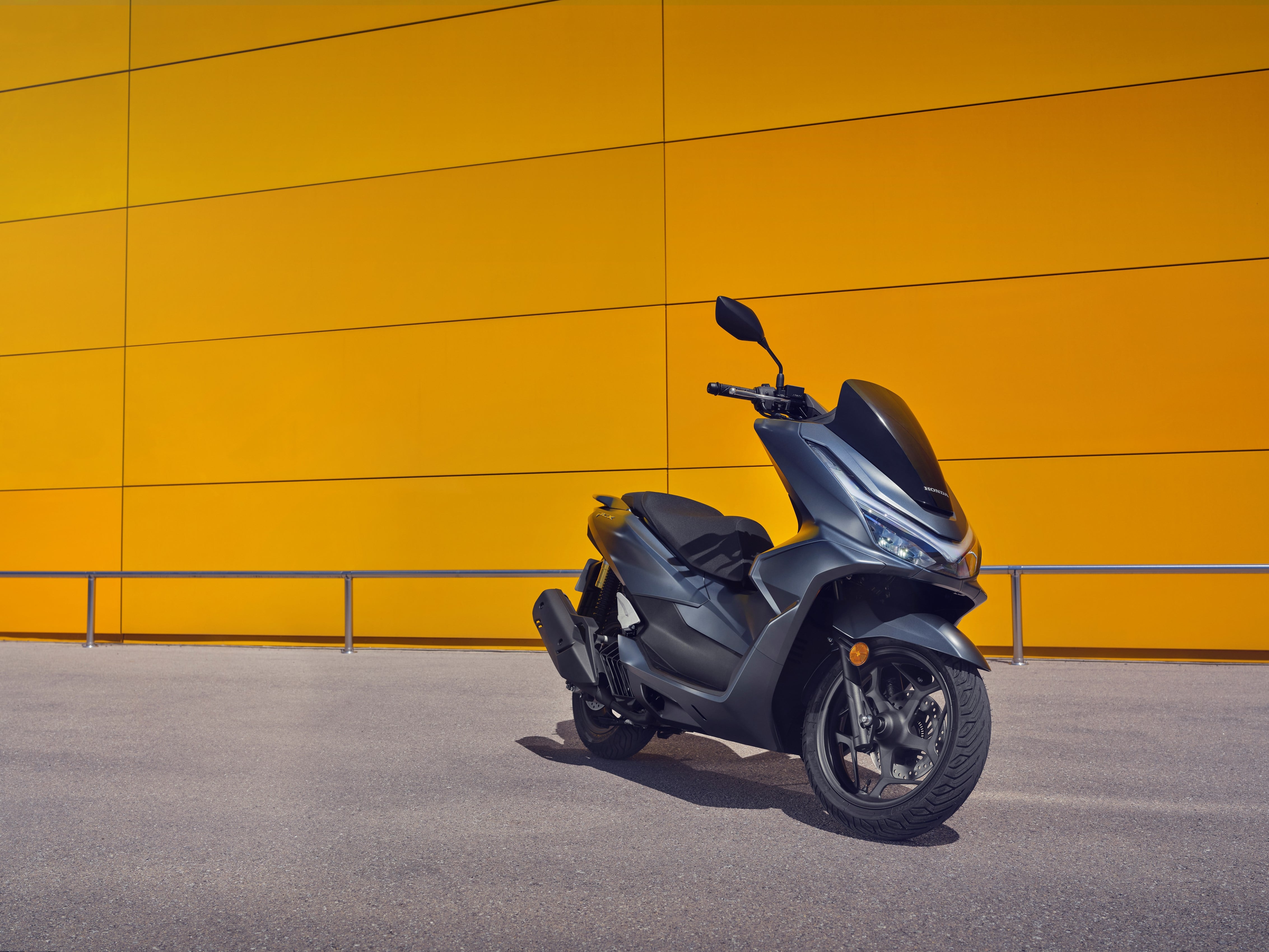 La Honda PCX125 ha sido la moto más vendida en España en 2024