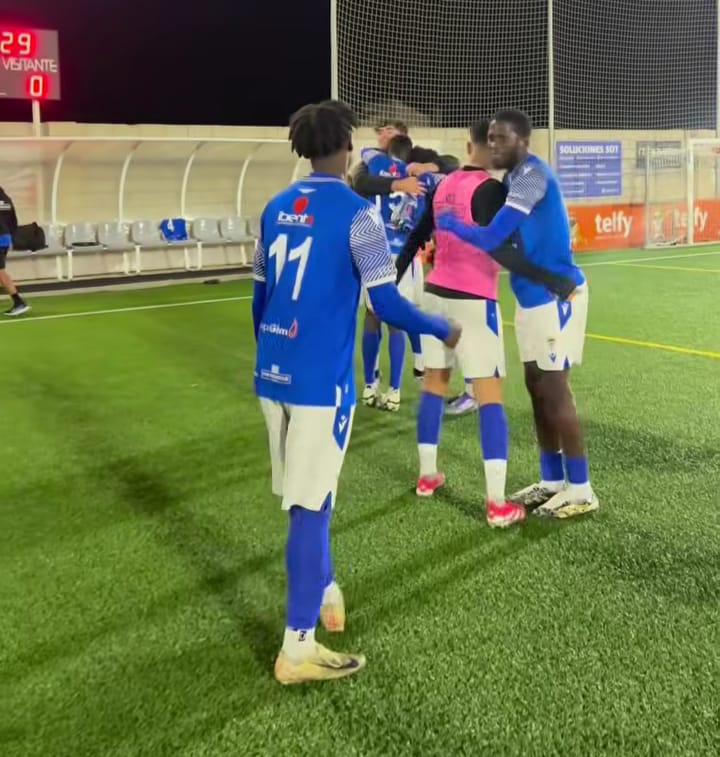 Ha tocado celebrar victoria para el Villena CF