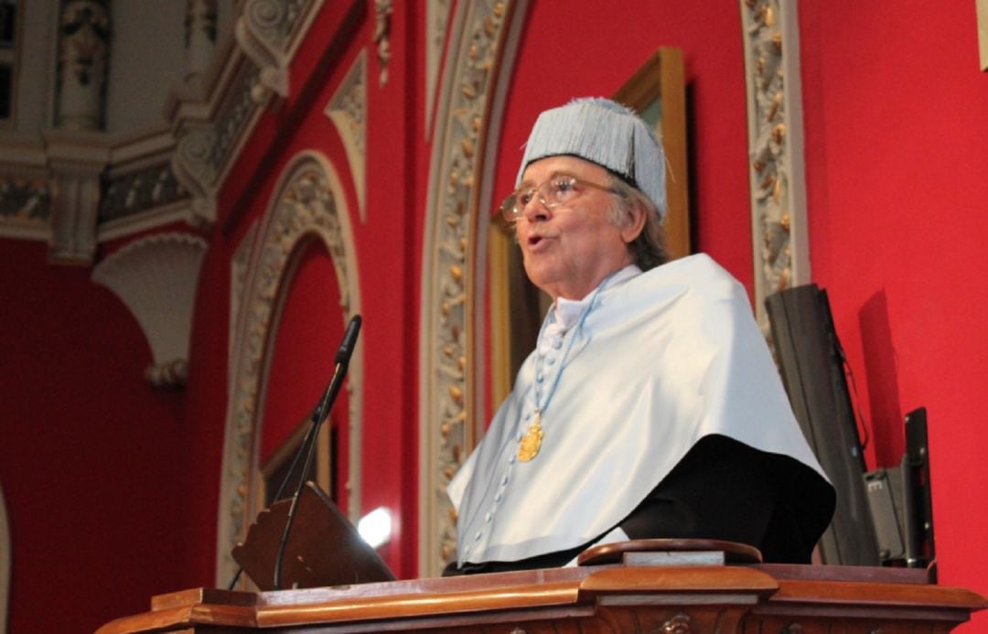 Joan Manuel Serrat, durante su discurso en la investidura como doctor honoris causa en la Universidad de Zaragoza