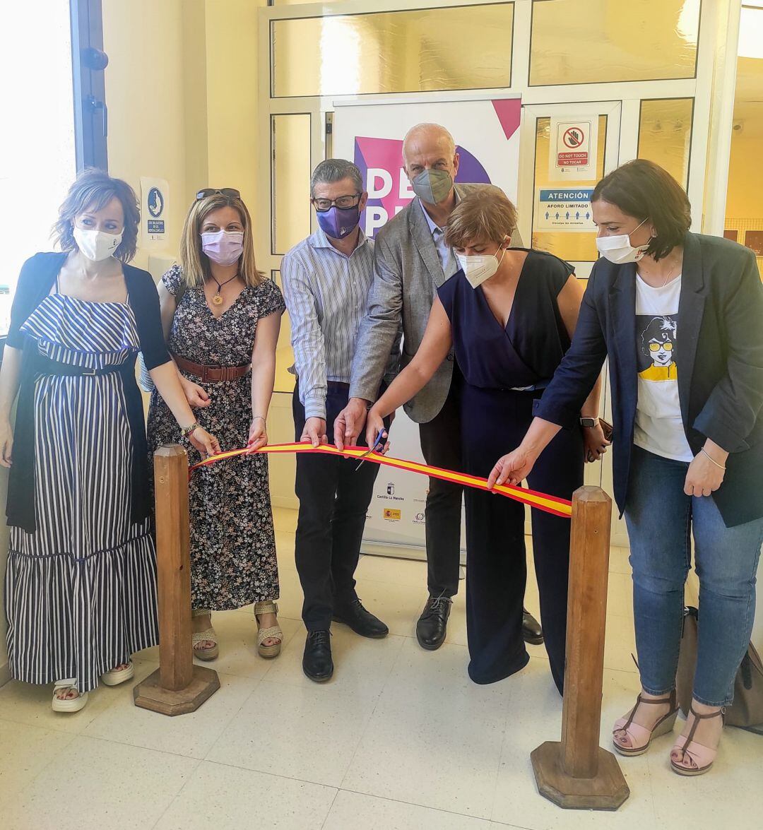 Inauguración de la muestra &quot;Despiertas, Mujeres, Arte e Identidad&quot; en Motilla del Palancar