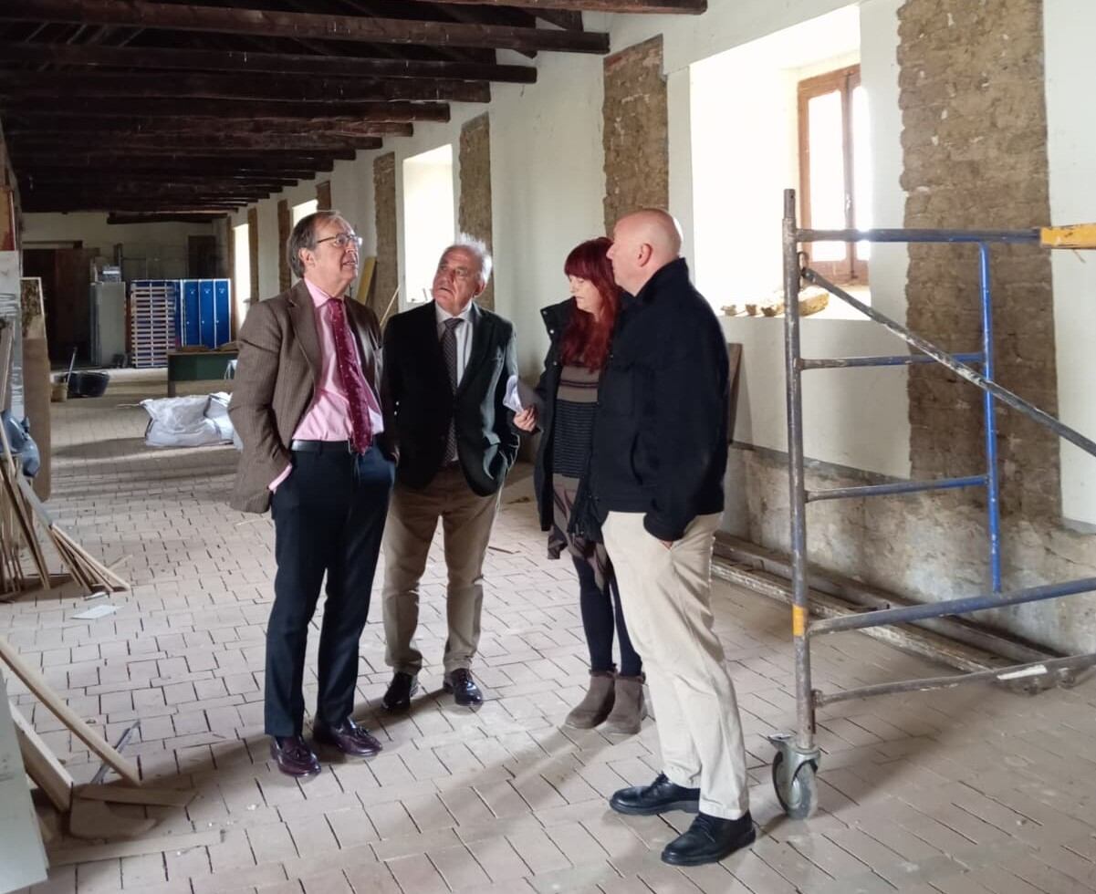 El director general de Turismo visita Paredes de Nava para conocer los proyectos de impulso al desarrollo turístico sostenible en el municipio