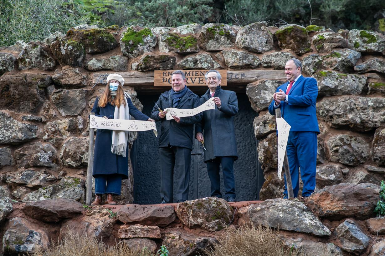 lanzamiento del primer vino criado en gruta volcánica