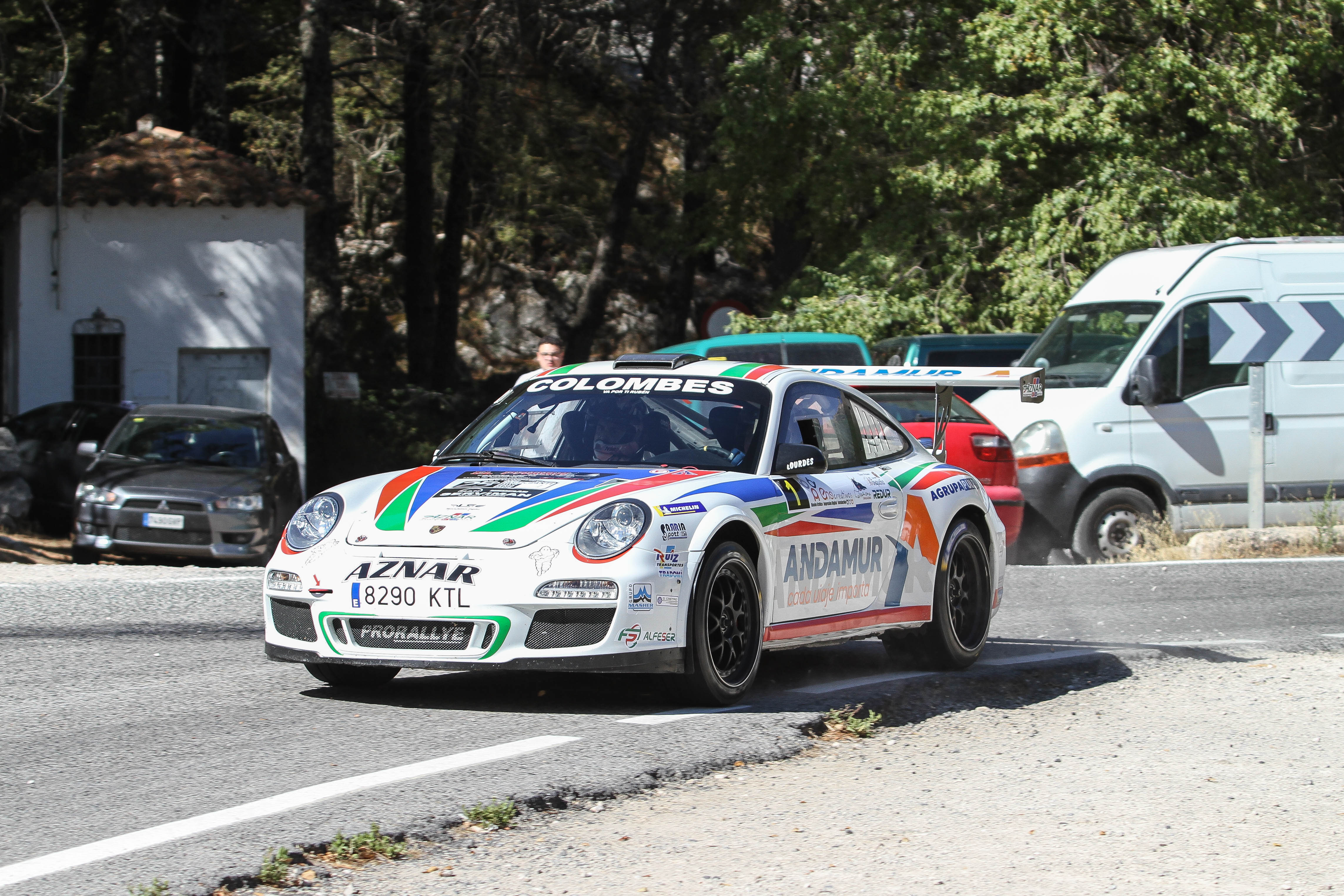 Imagen de uno de los vehículos participantes en el Rally