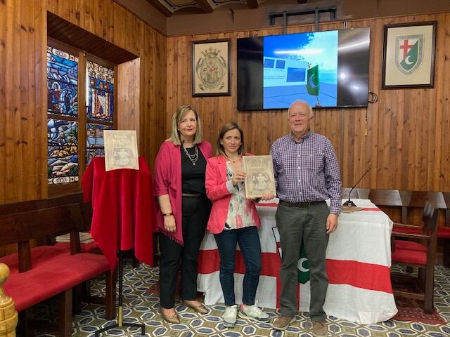Carmina Nácher, Silvia Gómez y Juan José Olcina en el salón de actos de la ASJ