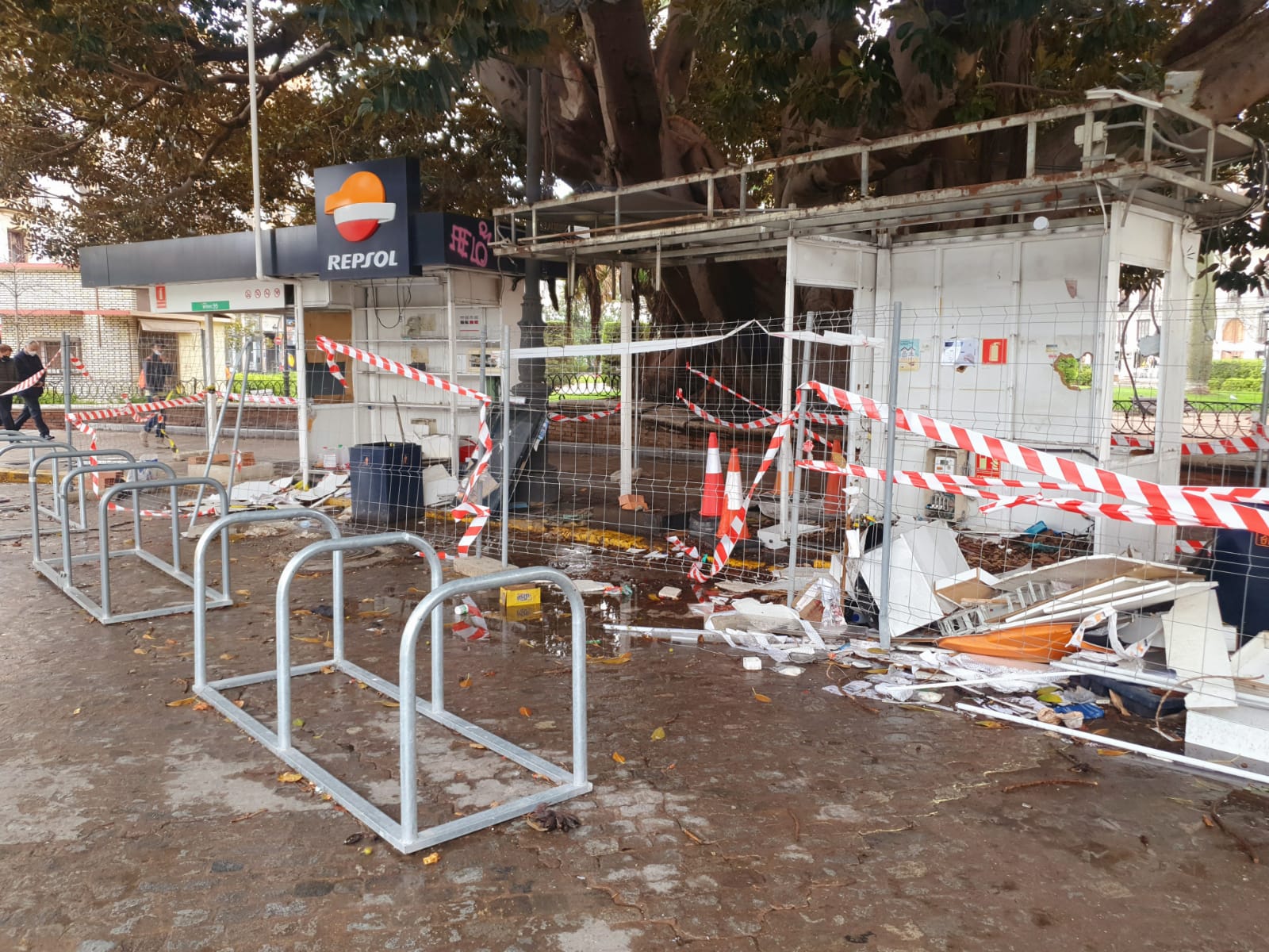 Estado actual de la gasolinera del Parterre en València