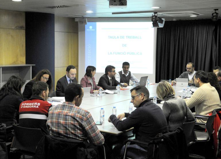 Nova reunió entre sindicats i Govern per a la reforma de la Llei de la Funció Pública.