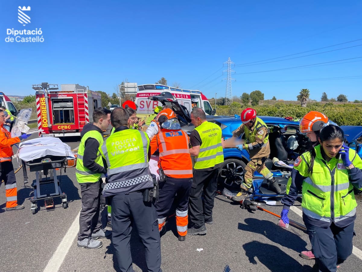 Siete heridos en un accidente de tráfico con tres vehículos implicados en Vila-real