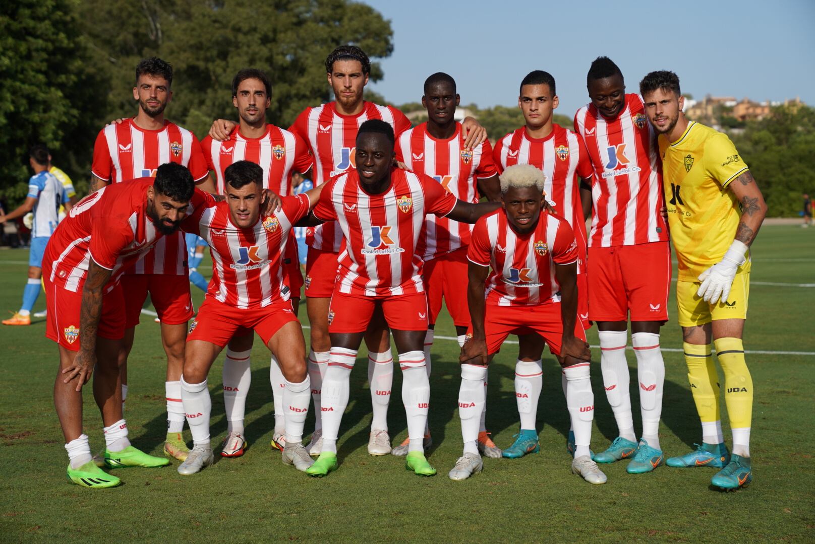 Un Almería en construcción hace un buen partido.