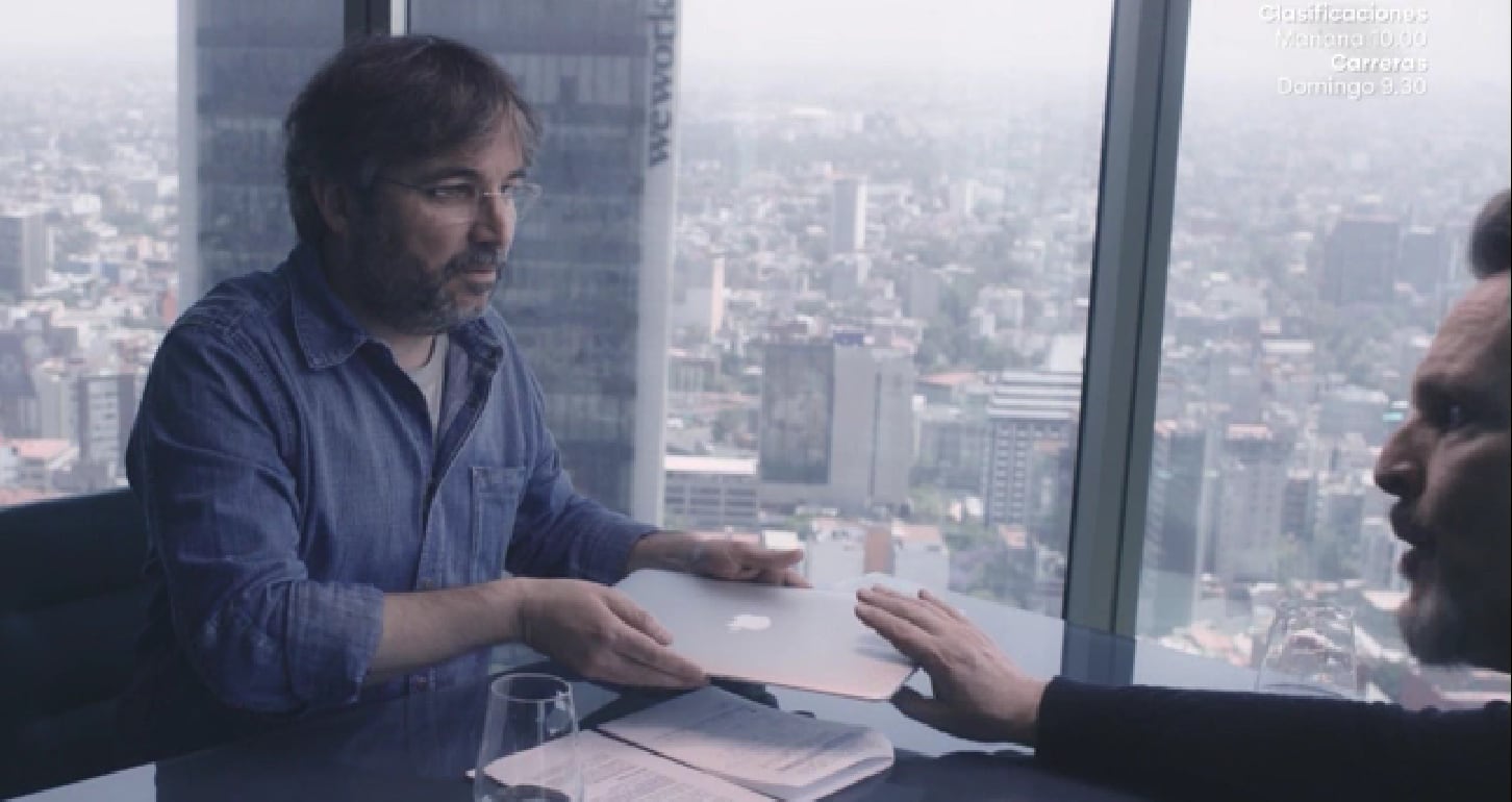 Jordi Évole y Miguel Bosé durante su entrevista.