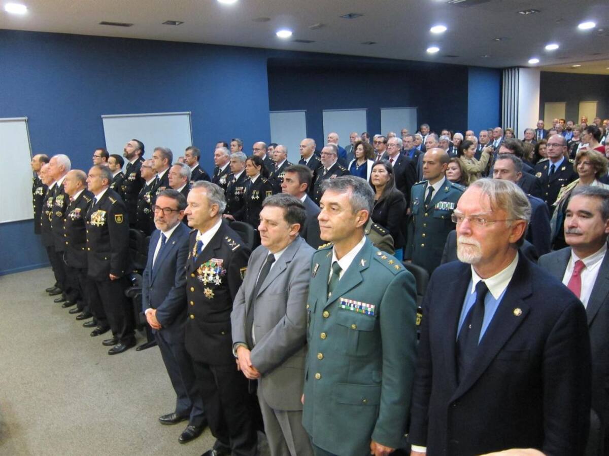 Murcia conmemora el 196 aniversario de la fundación de la Policía Nacional
