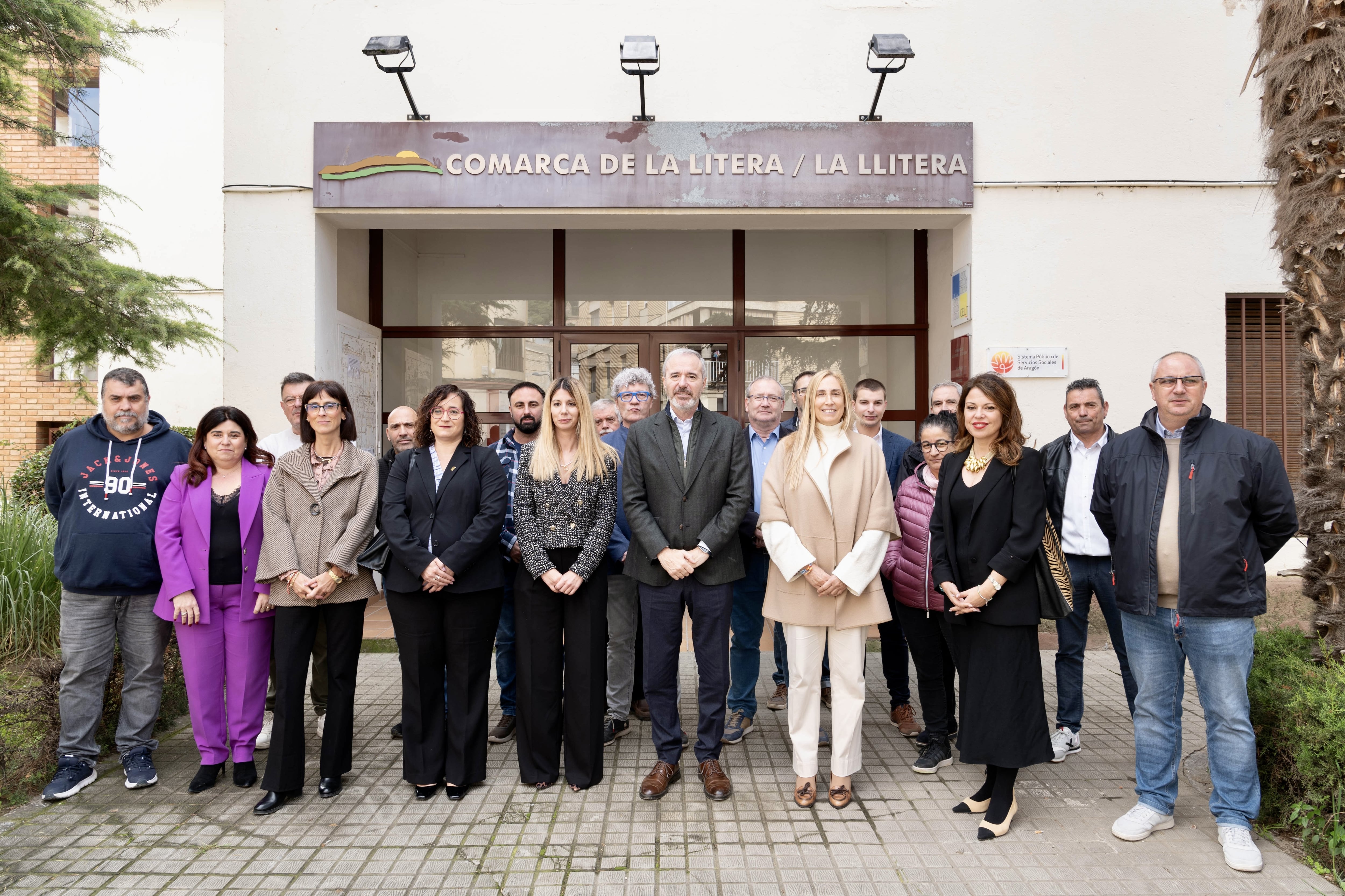 Jorge Azcón con los Consejeros Comarcales de la Litera. Foto: 