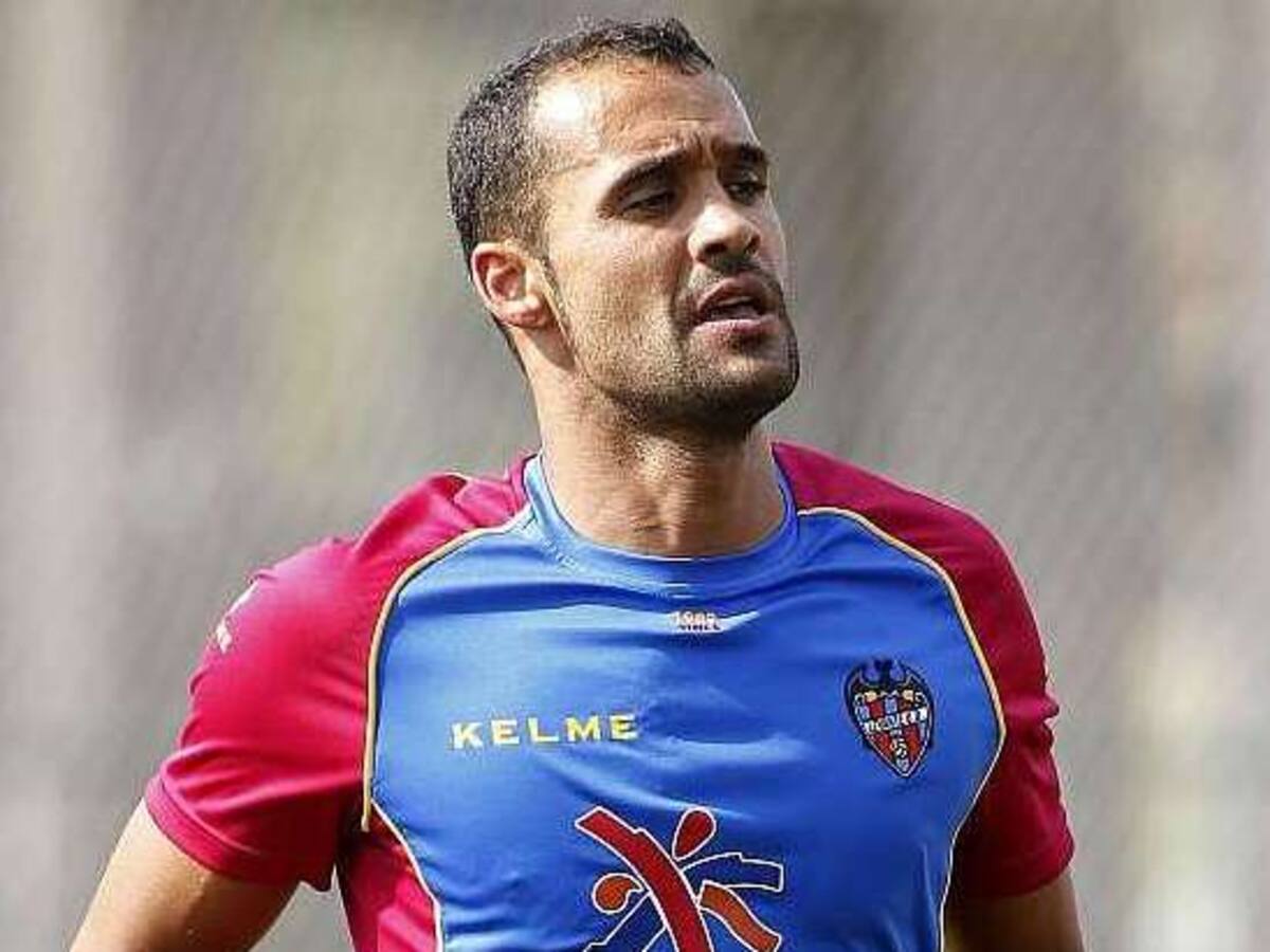 Juanfran: "Ya está todo solucionado en el vestuario"