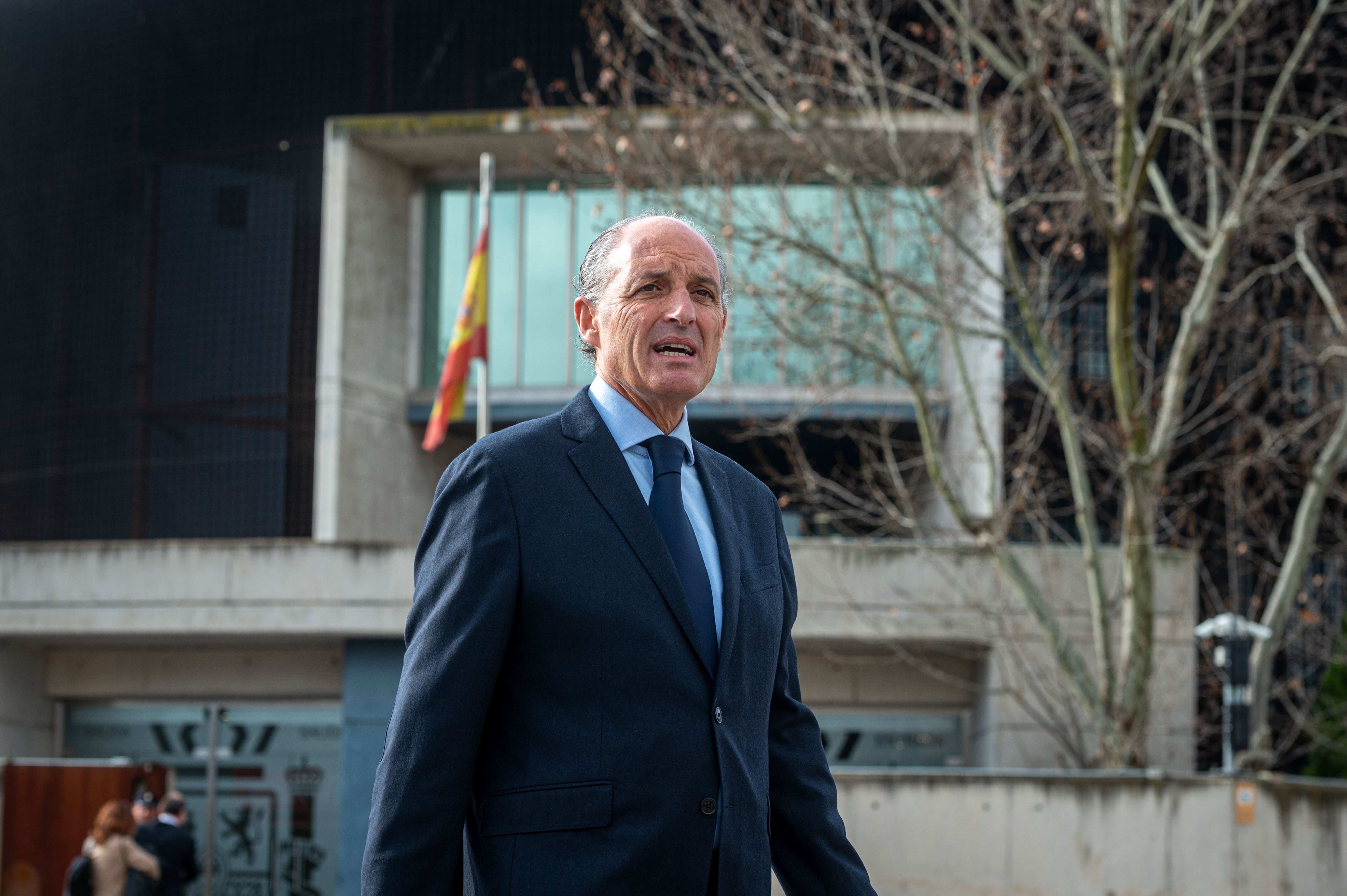 El expresidente de la Generalitat valenciana Francisco Camps, a su llegada al juicio que se sigue en la Audiencia Nacional, por adjudicaciones presuntamente irregulares a la trama Gürtel en esa región.