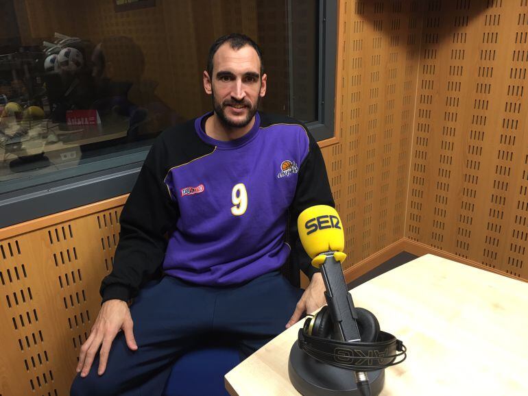 Dani Rodríguez en una de las ocasiones que visitó nuestro estudio en Radio Palencia