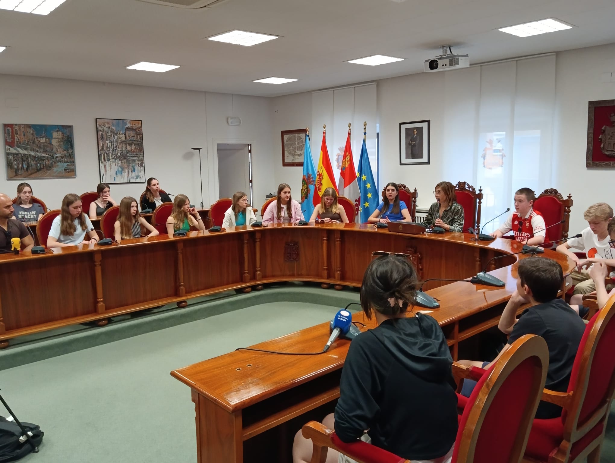 Los estudiantes alemanes ocuparon los asientos de los concejales