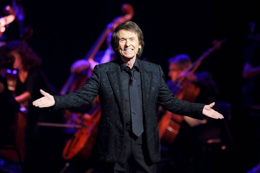 Raphael actuará el viernes.