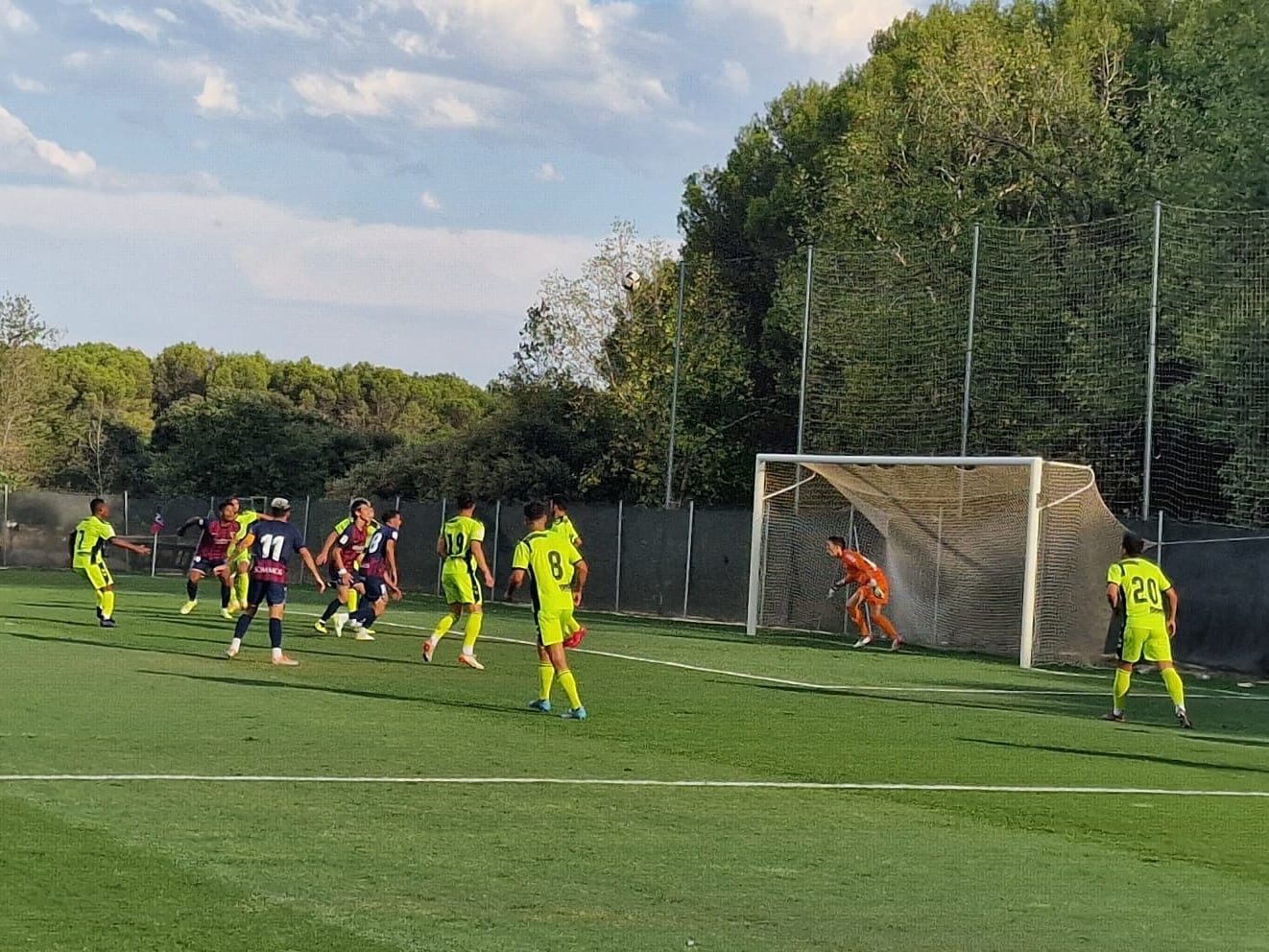 El Huesca gana al Sabadell por 1-0