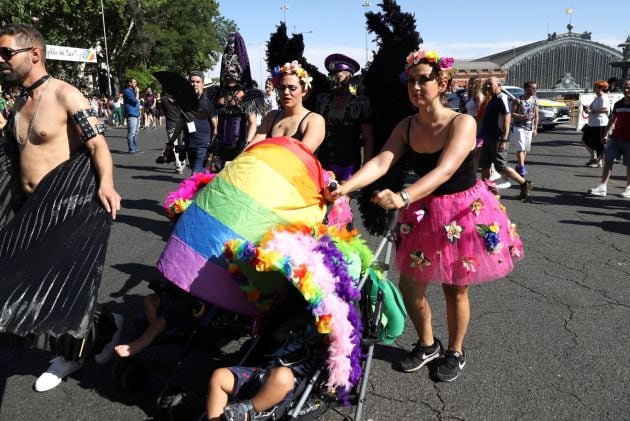 Participantes en la manifestación del Orgullo 2019 esta tarde en Madrid, bajo el lema “Mayores Sin Armarios: ¡Historia, Lucha y Memoria! Por una ley estatal&quot;