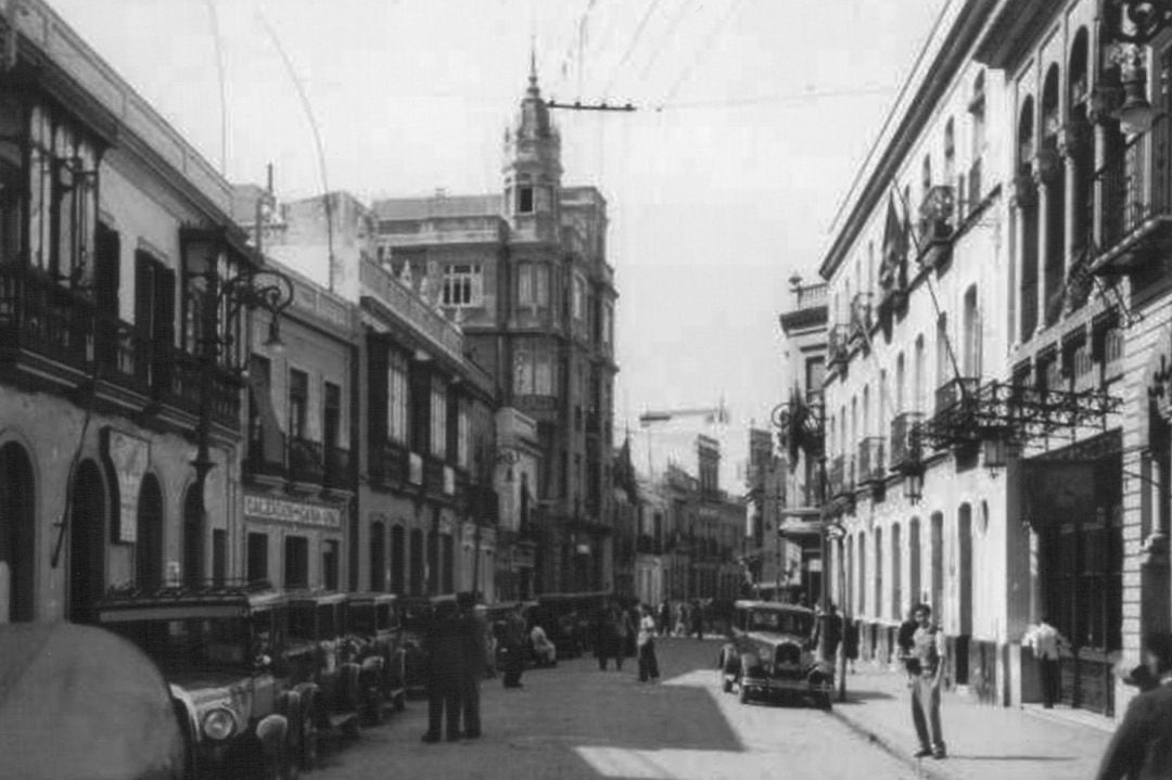 Actual calle Jesús Nazareno o antigua calle Sagasta (Huelva). Foto cedida  por el escritor onubense Diego Lopa