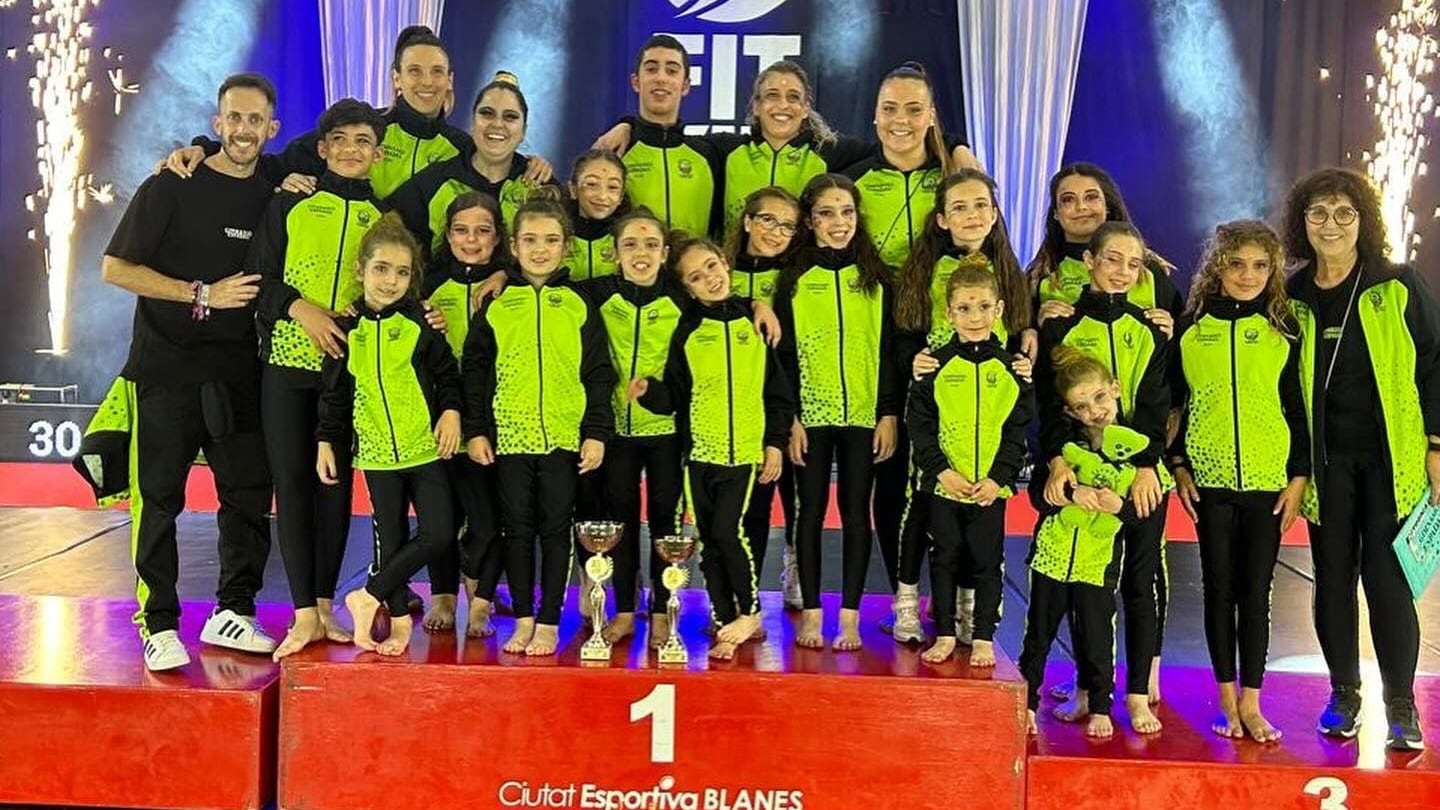 Competidores del Gimnasio Espadas de Elda en Blanes (Girona)