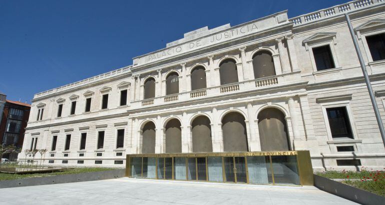 Exterior de la sede del TSJ en Burgos