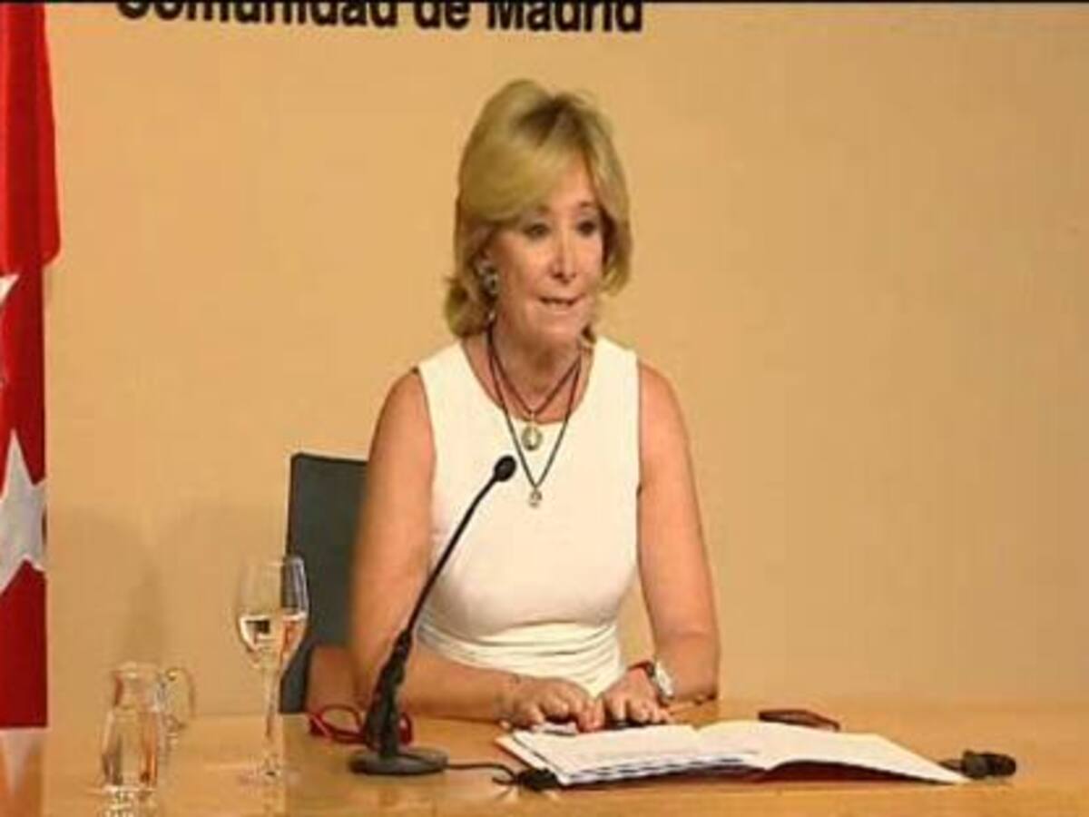 Esperanza Aguirre presenta la dimisión