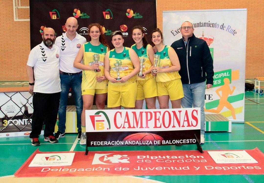 Integrantes del equipo participante en el Torneo 3X3 andaluz en Rute. 