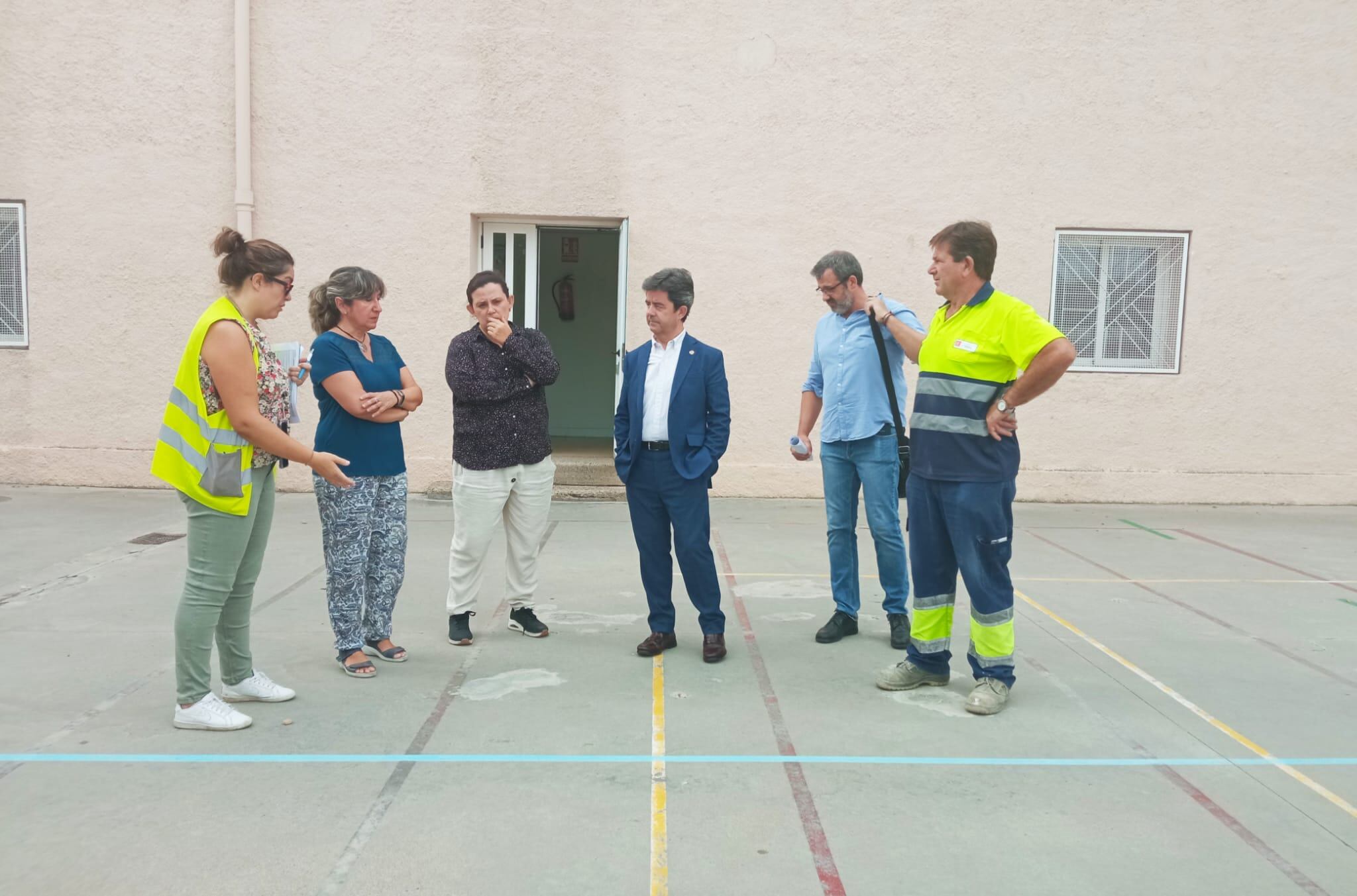 Momento de la visita al colegio