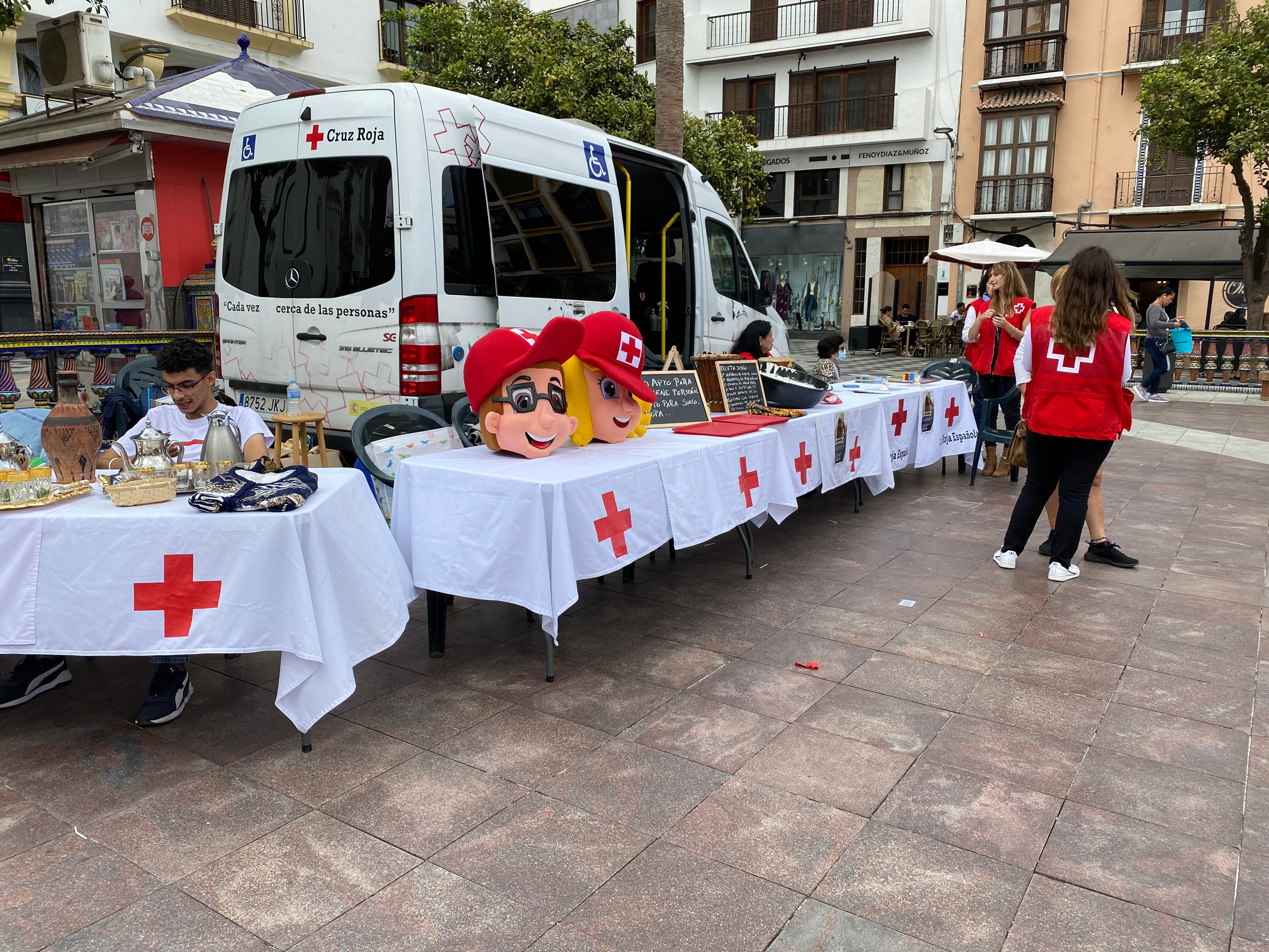 Día de la banderita de la Cruz Roja.