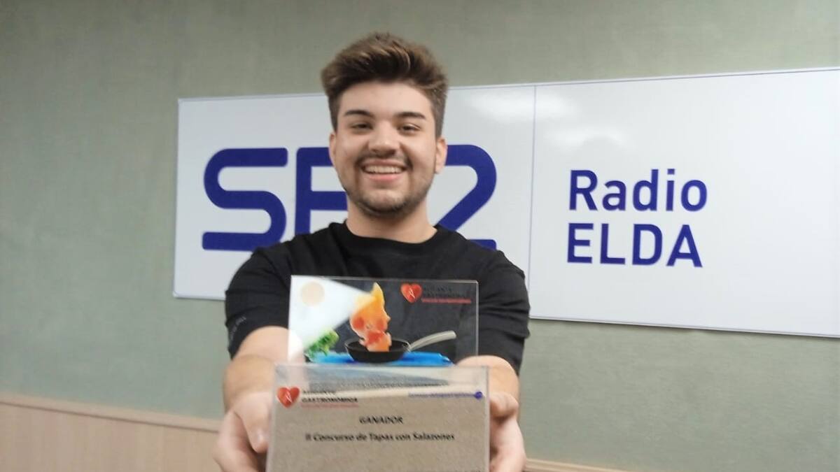 Luis Llobregat, estudiante y cocinero: “De esta profesión me gusta que el cliente disfrute”